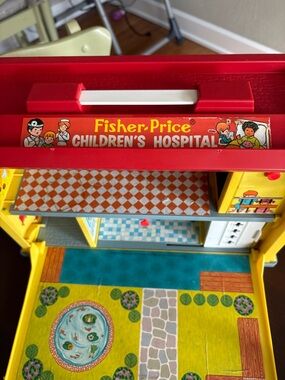 Fisher-Price Children's Hospital Playset - Red, Yellow, White, Blue